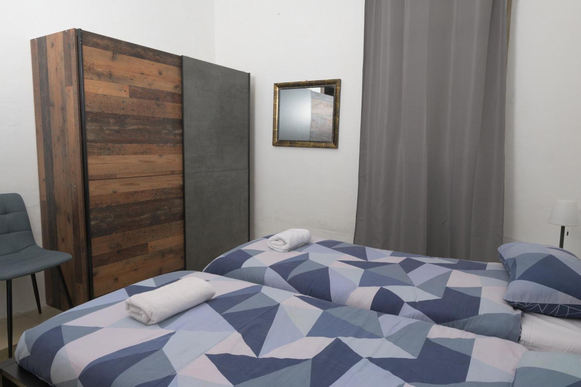 Stylish Valletta 2 Bedrooom City Centre Apartment With Terrace Exterior photo