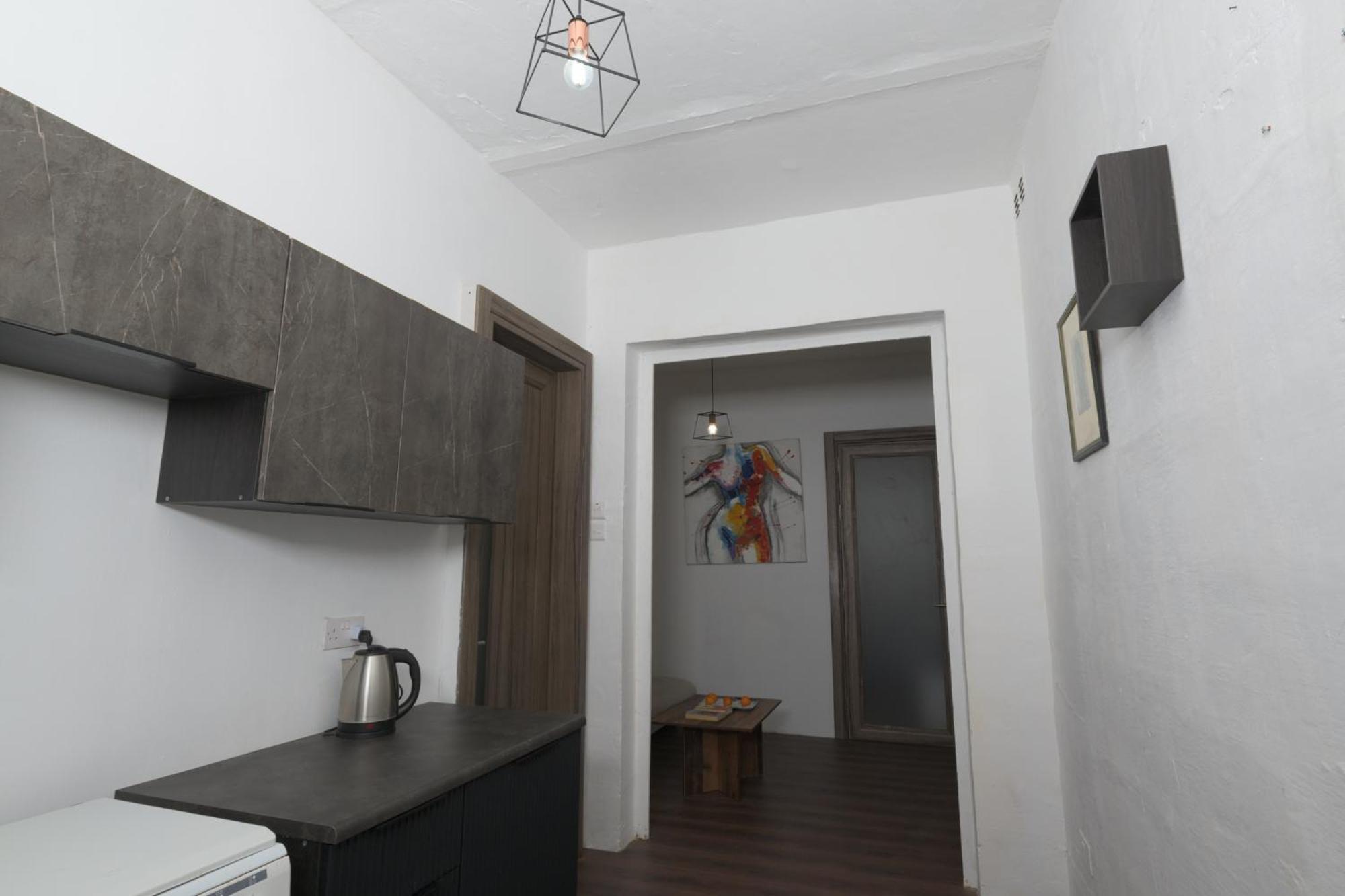Stylish Valletta 2 Bedrooom City Centre Apartment With Terrace Exterior photo